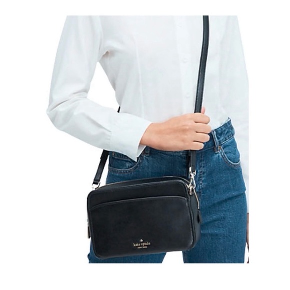 kate spade Handbags - Like New Kate Spade  Black Crossbody Camera Bag